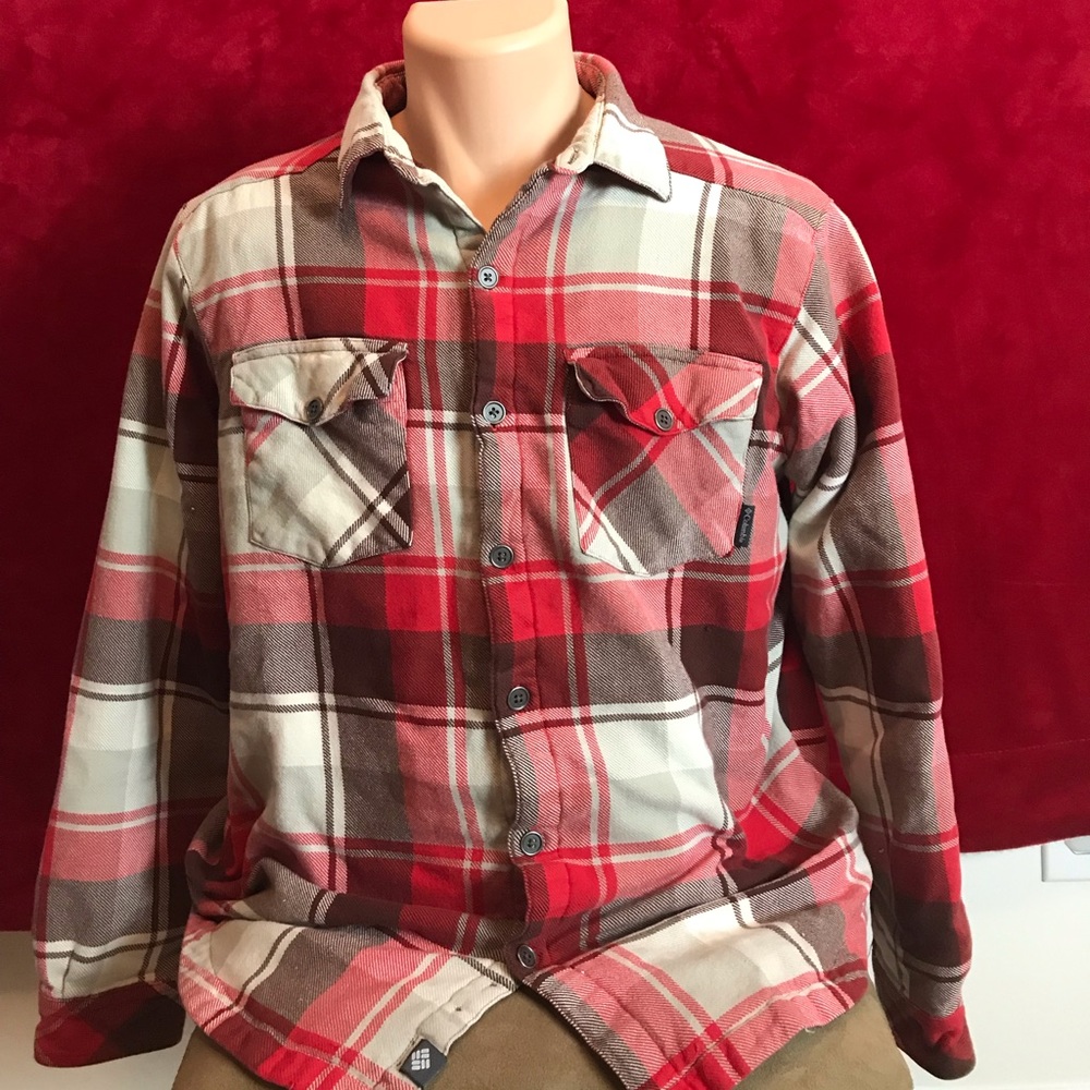 Columbia heavyweight flannel size large.